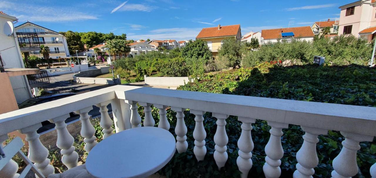 Apartmani Mira Vodice Ngoại thất bức ảnh