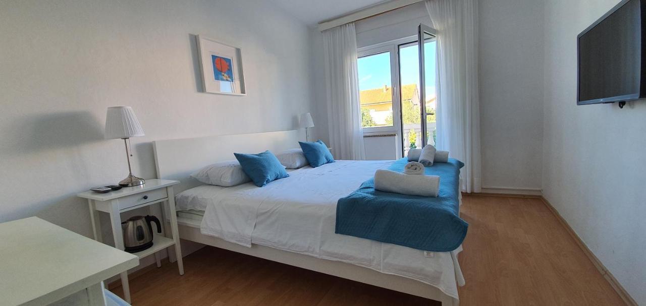 Apartmani Mira Vodice Ngoại thất bức ảnh