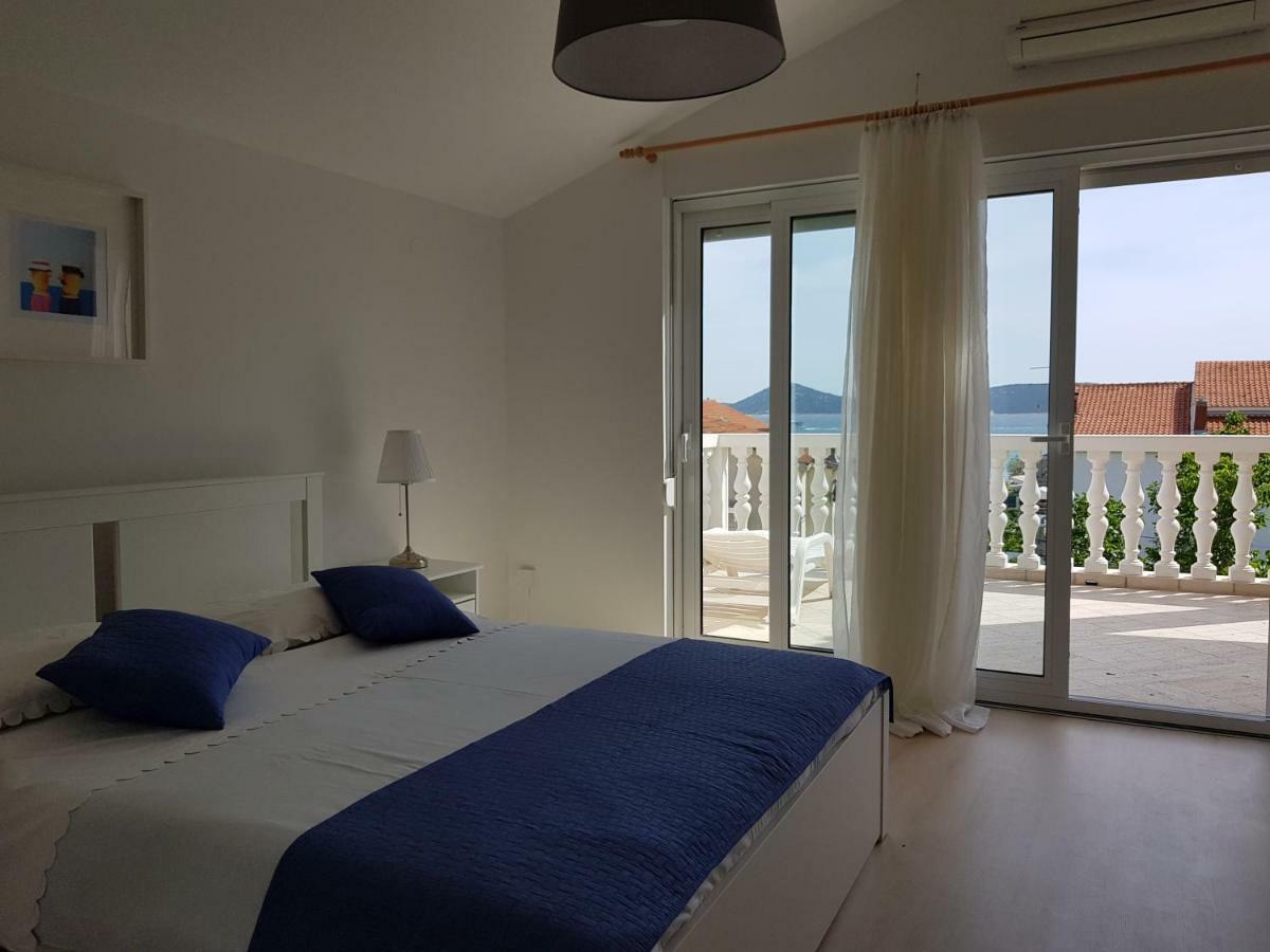 Apartmani Mira Vodice Ngoại thất bức ảnh